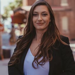 Sarah Muntean's avatar